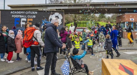 Arrivée des enfants du centre social Nautilus au parc Brondeloire